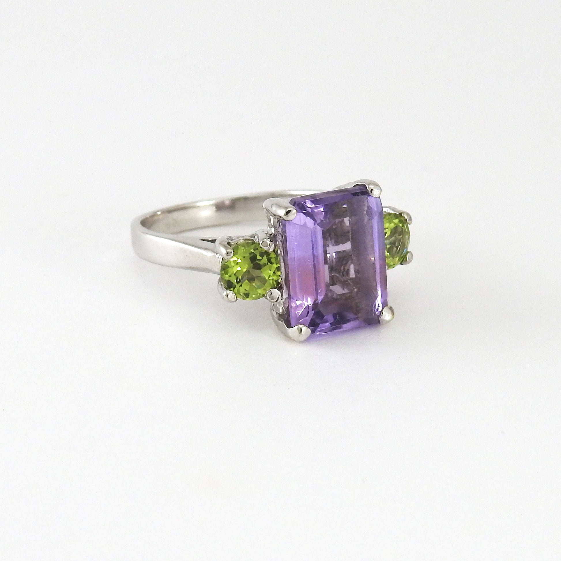 Amethyst with peridots